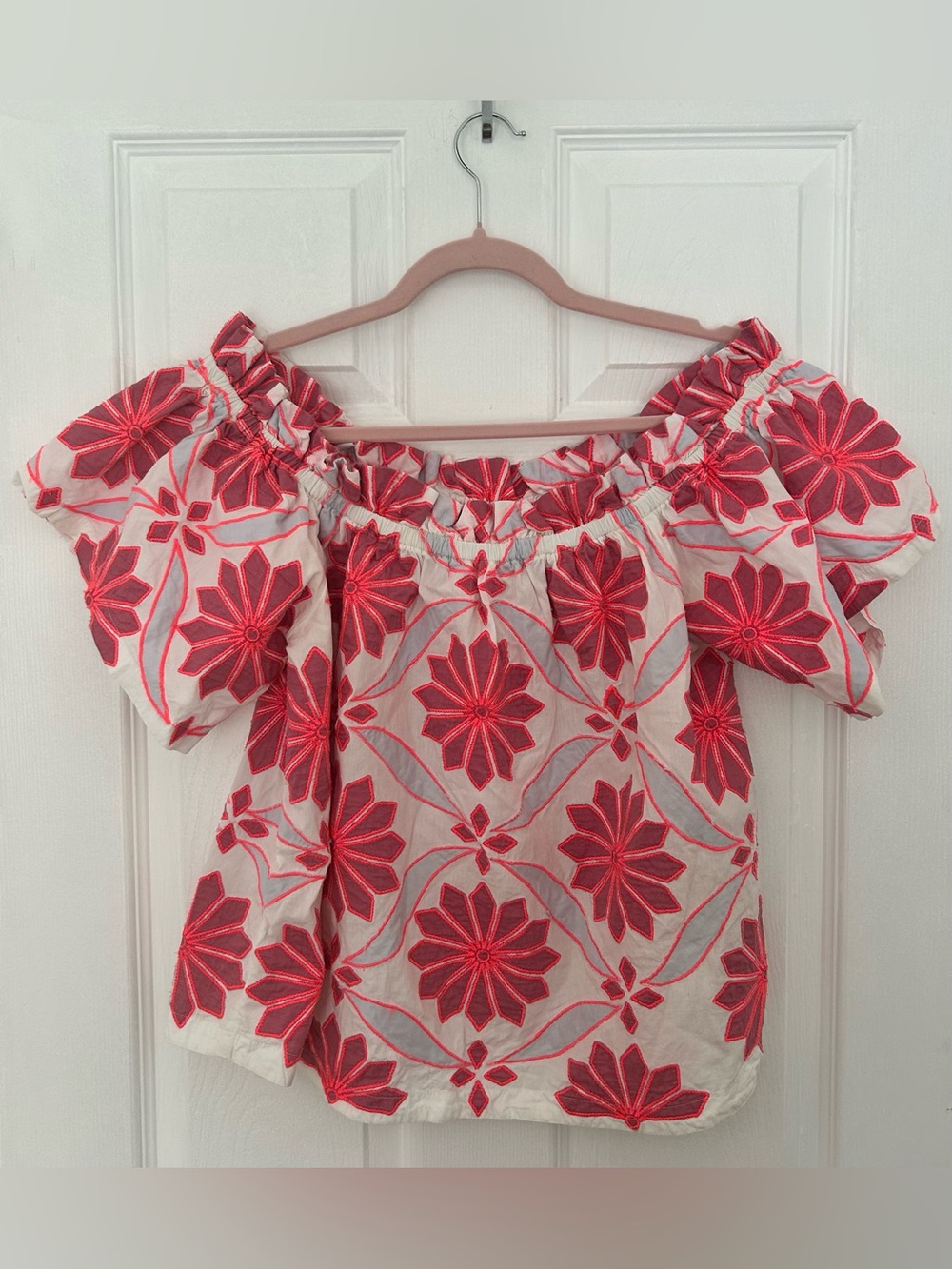 Maeve by Anthropologie Pink Floral Embroidered Boho Off Shoulder Blouse